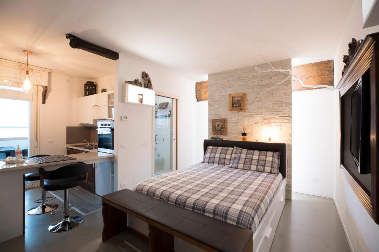 Come Sentirsi A Casa Piacenza Exterior foto
