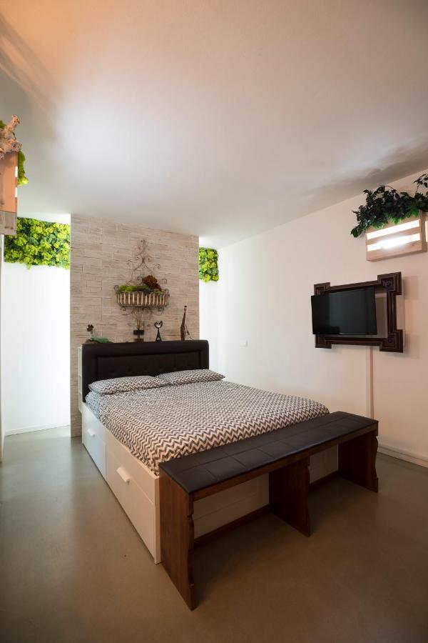 Come Sentirsi A Casa Piacenza Exterior foto